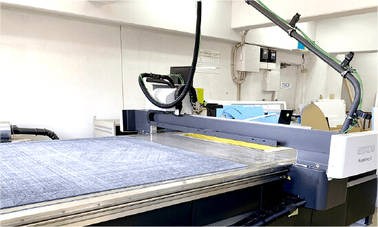 ルーター加工・アルミ枠・巻き込みのイメージ